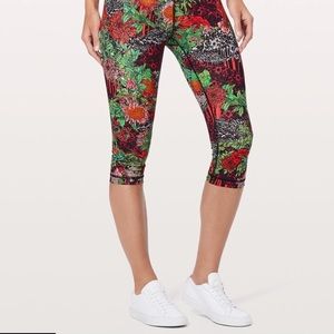 LULULEMON wunder under high rise 1/2 tight